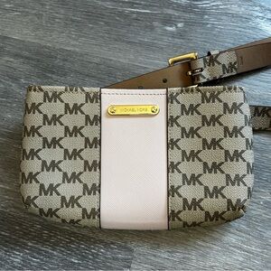 Michael Kors Belt Bag Fanny Pack Signature Tan & Pink NWOT